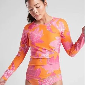 ATHLETA Kailua Rashguard Size M NWT